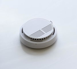 煙霧報警器廠家直銷，價格合理，附敷貼器使用指南